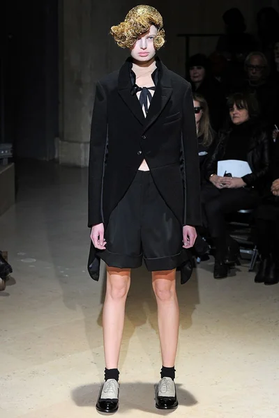 Look 5